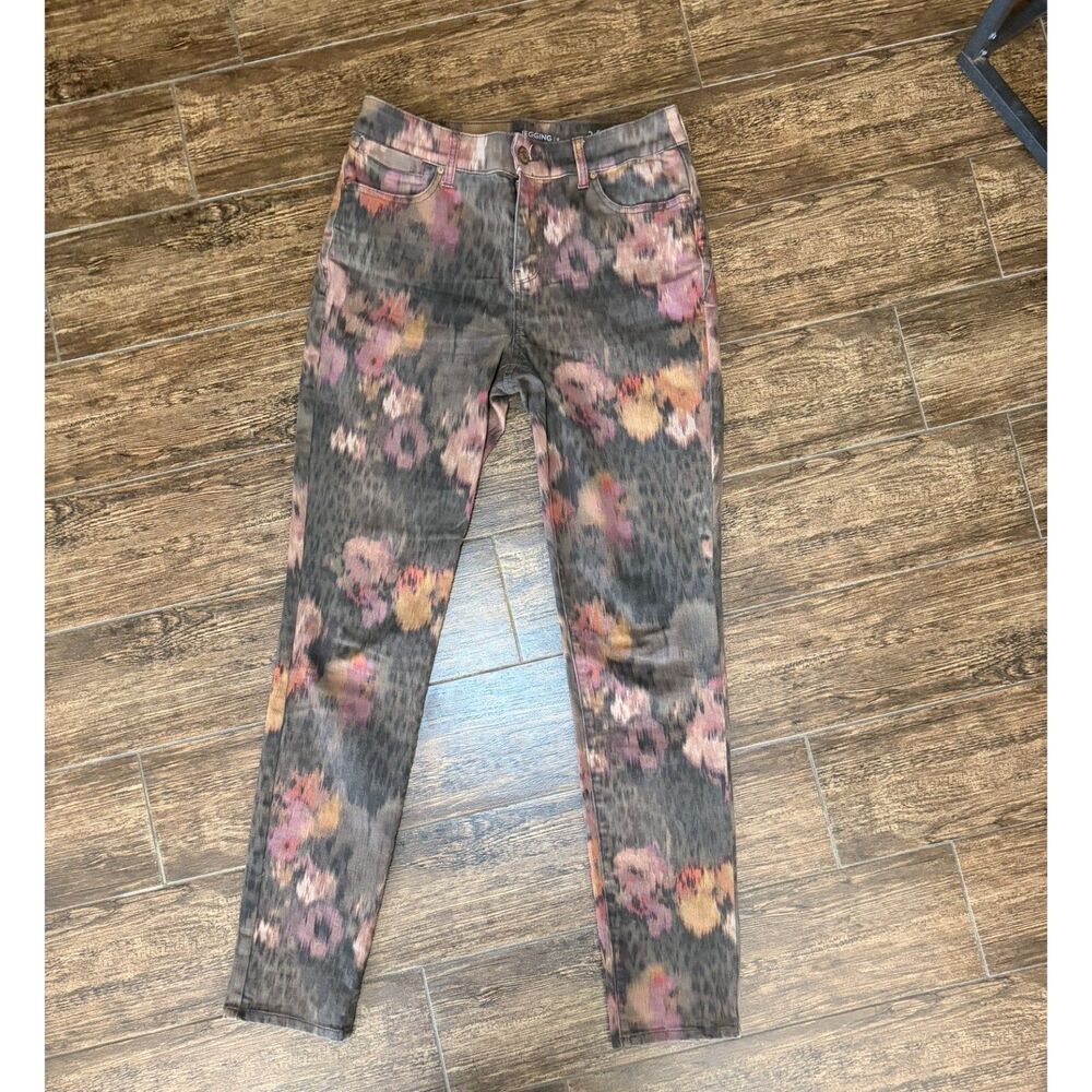 Chico's Platinum Jegging Floral Ikat Print - 0
